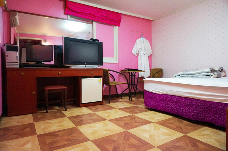 Bedroom 4, J Motel Gwangalli Busan, Suyeong