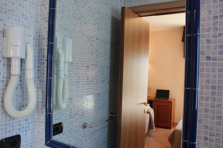 Bathroom 4, Hotel Jole, Forli' - Cesena