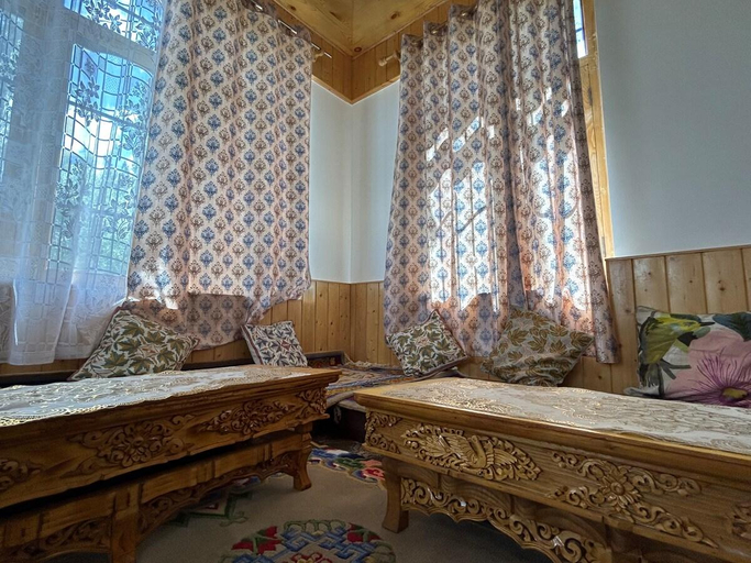 Bedroom 2, Nature Palace Farmstay, Leh