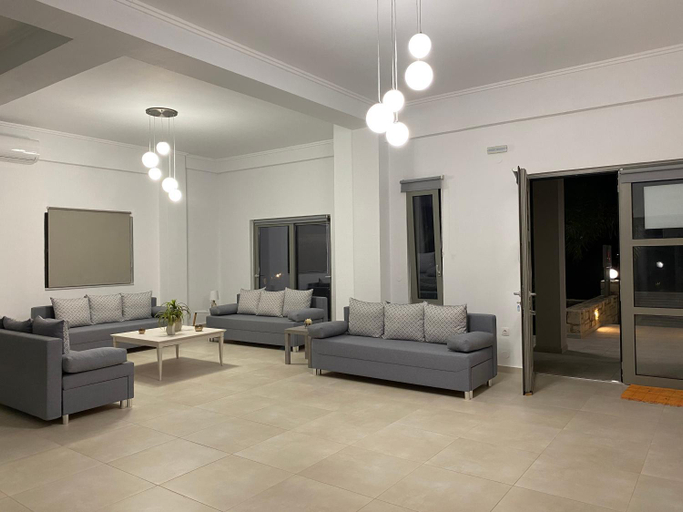 Public Area 3, Golden Victory, Crete