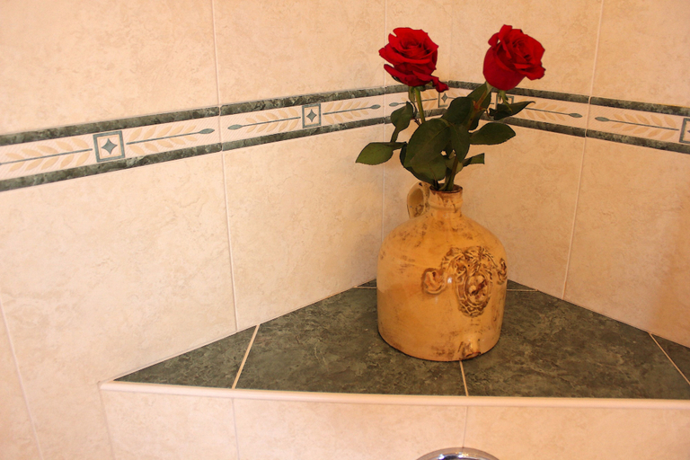 Bathroom 3, Villa Martha Vintage Hotel B&B, Bolzano