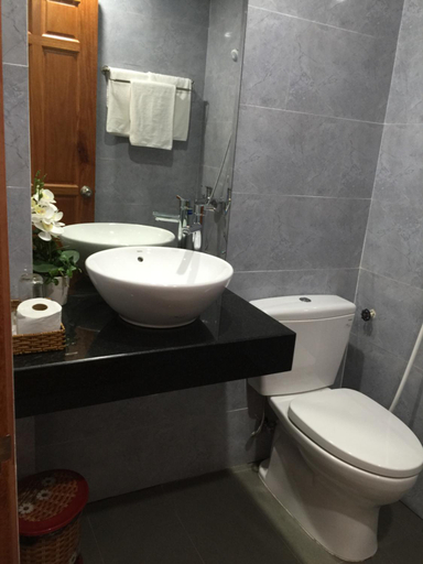 Bathroom 3, Lantern Riverside Hoi An, Da Nang