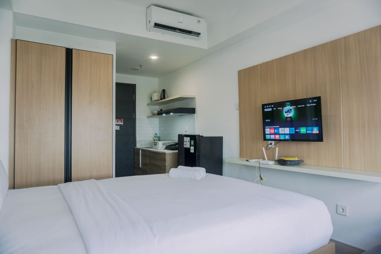 Bedroom 5, Well Furnished And Comfy Studio Collins Boulevard Apartment, Tangerang