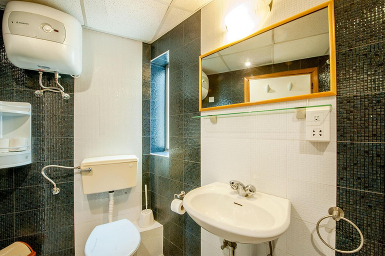 Bathroom 3, Alborada Apart Hotel