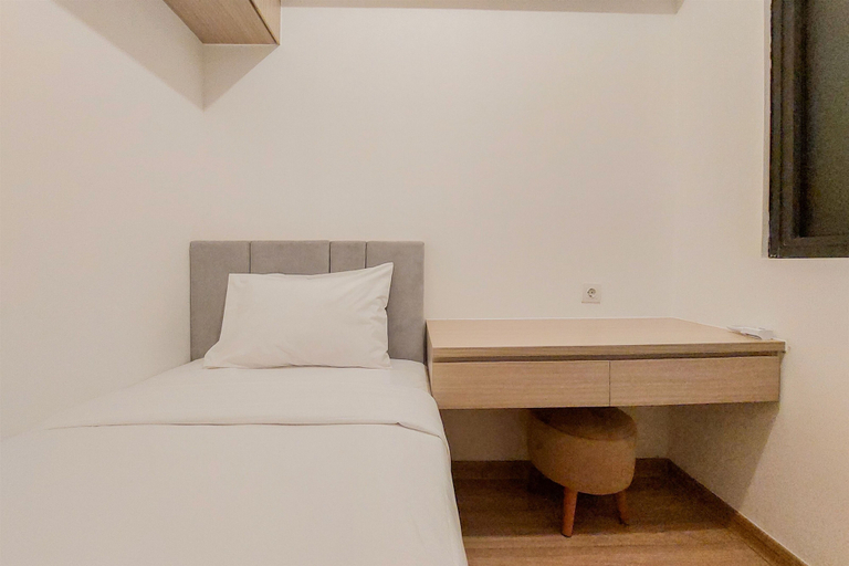 Bedroom 4, Homey And Spacious 3Br Sky House Bsd Apartment, South Tangerang