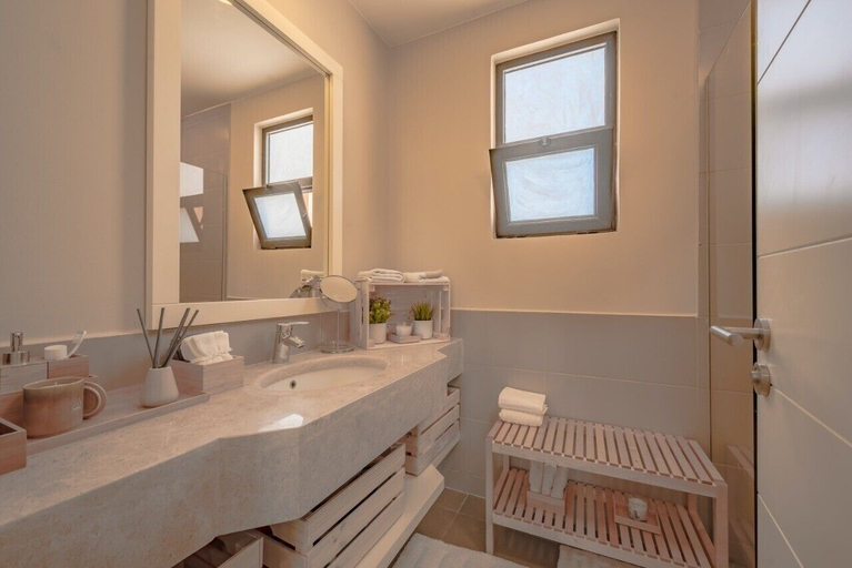 Bathroom, Apartment in Gouna Tawila The Butterfly, Al-Ghurdaqah 2