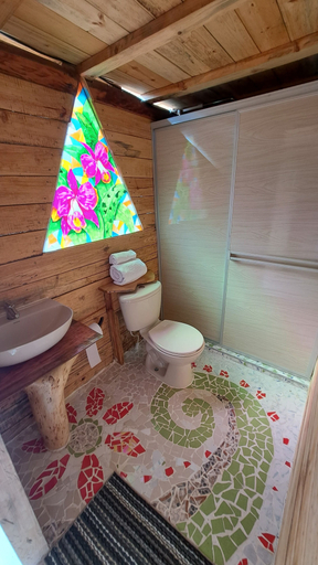 Bathroom, Los Nevados Ecolodge, Gigante