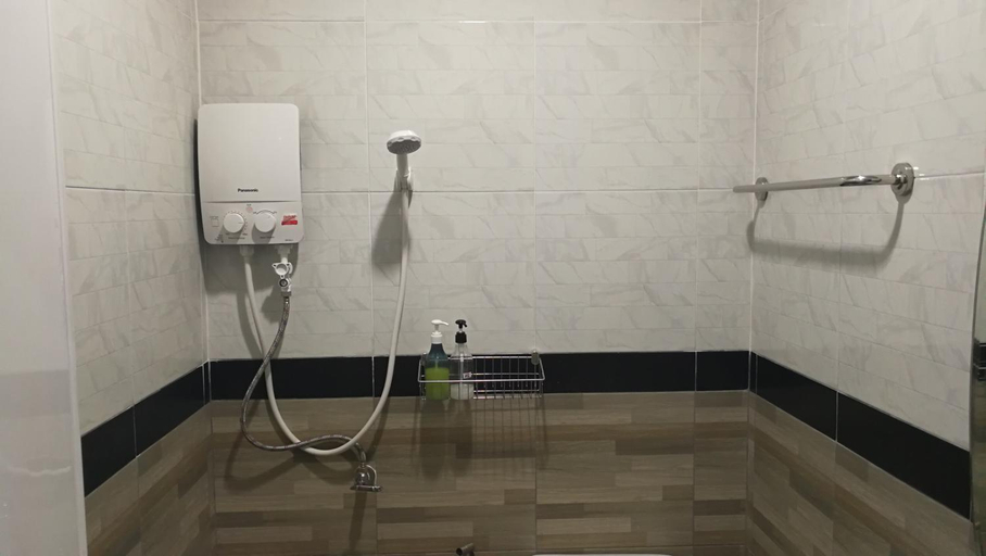 Bathroom 3, Y and N House, Muang Prachuap Khiri Khan