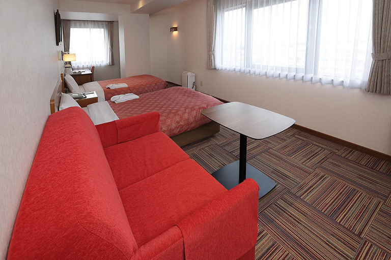 Bedroom 3, Kumegawa Wing Hotel, Higashimurayama
