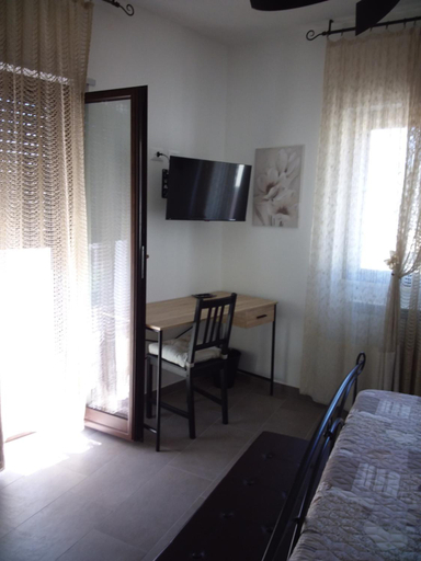 Others 5, Primae Noctis Rooms, Chieti