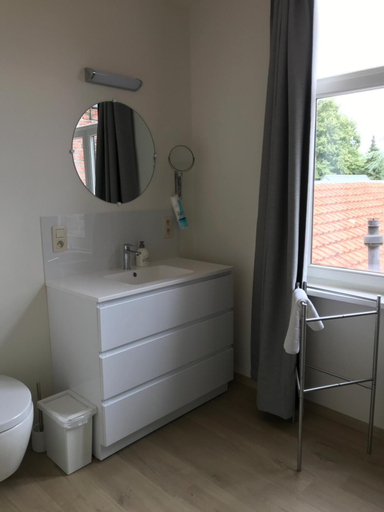 Others 5, ambrosius, West-Vlaanderen