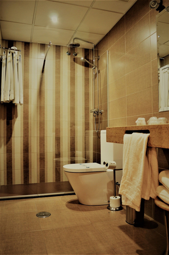 Bathroom 3, Hotel Ciudad de Plasencia, Cáceres