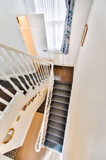 Others 5, Boutique Apartment on Kings Road, East Sussex