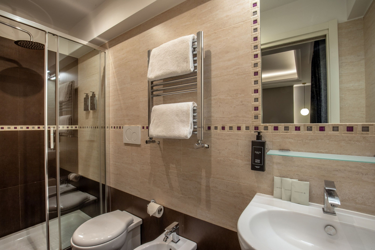 Bathroom 3, Naman Hotellerie - Spagna, Roma