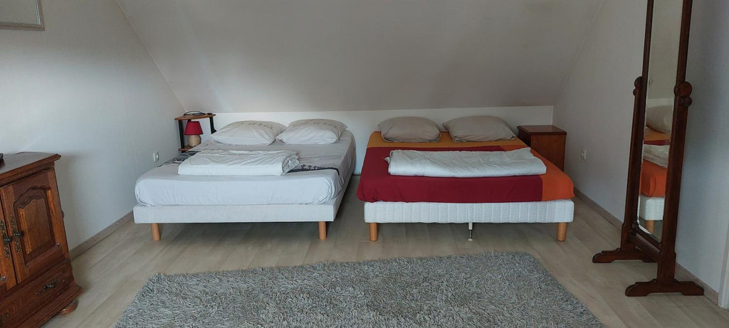Others 5, Chambres chez l habitant proches circuit Magny Cours, Nièvre