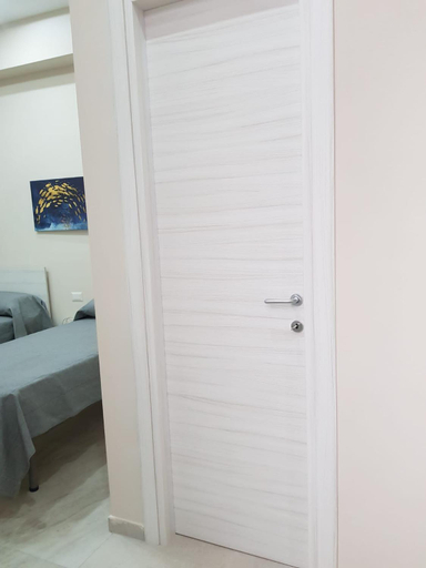 Bedroom 2, La Sapienza, Napoli