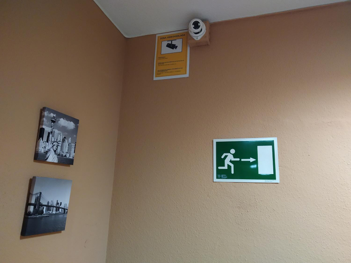 Others 5, Hostal Dona Maria, Madrid