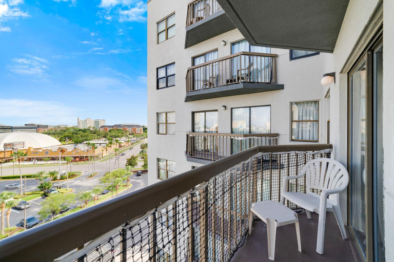 Others 5, Fabulous Resort Condo with Heated Pool!, Orange