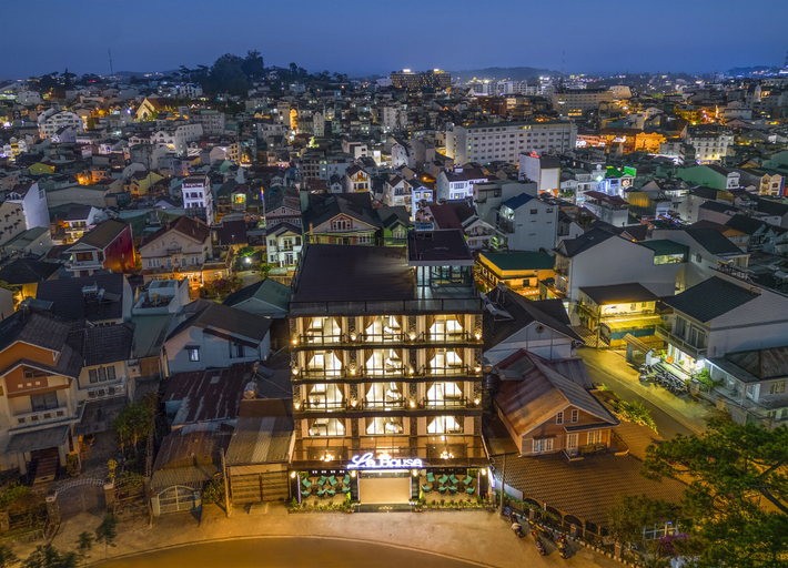Exterior & Views 2, Le House Dalat, Đà Lạt