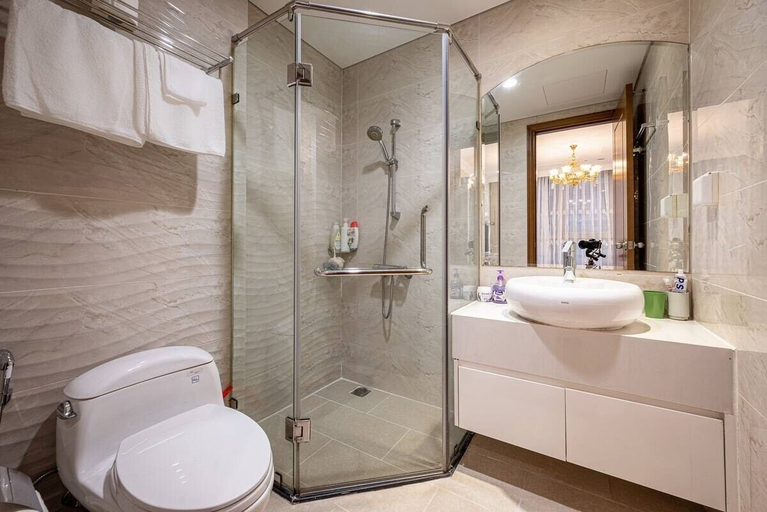 Bathroom 4, Lyshing Apartment in Vinhomes Luxury Landmark, Bình Thạnh