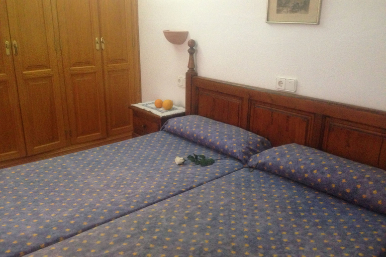 Bedroom 2, Puerto Pollensa Villas and Apartments, Baleares
