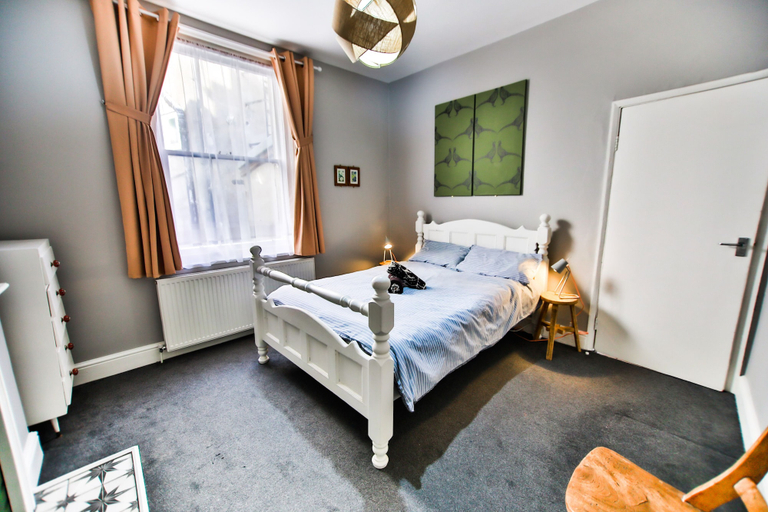 Bedroom 2, Boutique Apartment on Kings Road, East Sussex