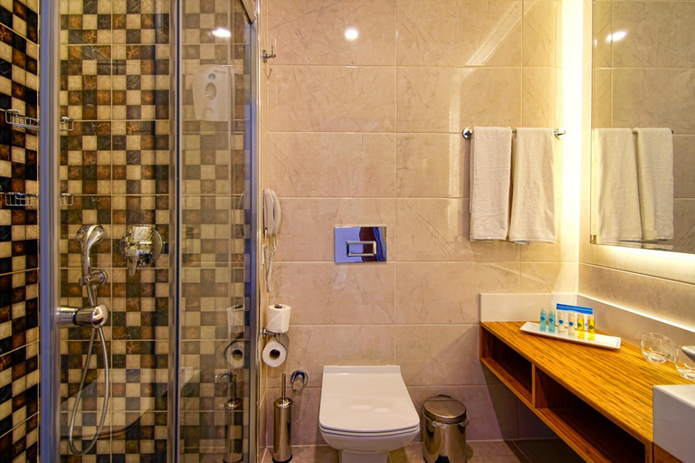 Bathroom 5, Dosinia Luxury Resort-Ultra All Inclusive, Kemer
