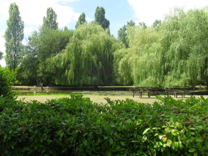 Others 4, La Lune Lake, Sarthe