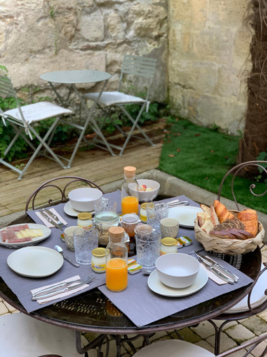 Others 2, B&B La Maison Galiene, Gironde