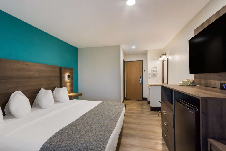 Bedroom 2, SureStay by Best Western Camp Verde, Yavapai