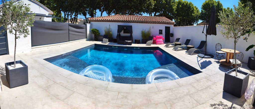 Others 5, La Suite Cote Pool-House Piscine, Sauna & Jacuzzi privatifs, Bouches-du-Rhône