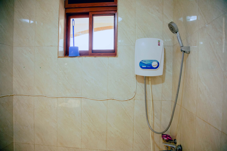 Bathroom 3, SUNFLOWER HOMES VILLA, Gasabo