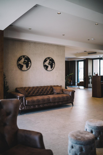 Public Area 2, Hotel batuda, Split