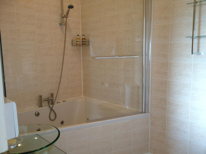 Bathroom 4, Moorland Hotel, Devon