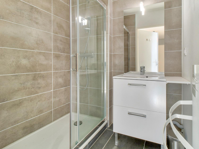 Bathroom 4, Vacanceole - Les Balcons du Soleil, Hautes-Pyrénées