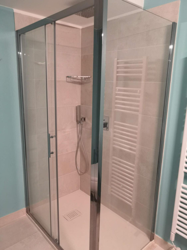 Bathroom 4, Stile libero b&b, Livorno
