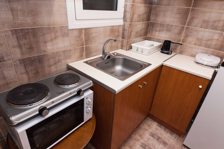 Others 5, City Center Simple Apartment Stay, Attica