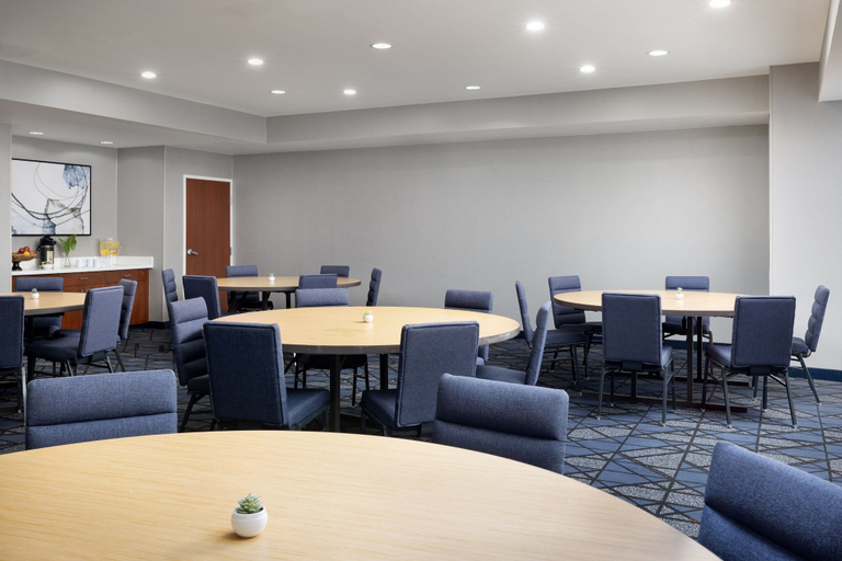 Food & Drinks 5, Courtyard By Marriott Las Vegas Stadium Area, Clark