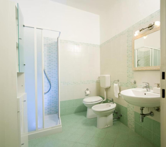 Bathroom 5, camere con vista bed and breakfast, Lecce