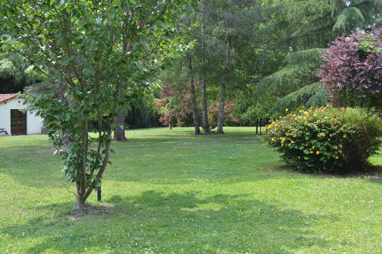 Others 5, Les Bruyeres B&B, Charente