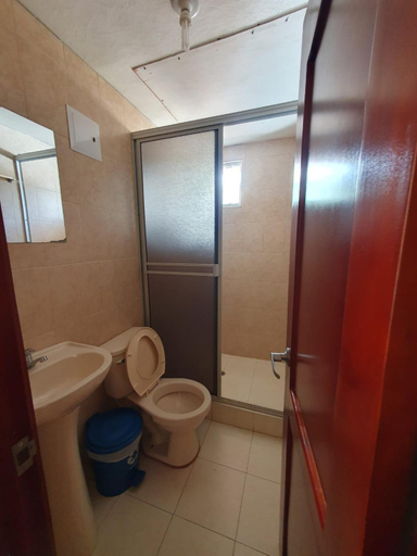 Others 5, Hostal la Casa del Musico, Guicán