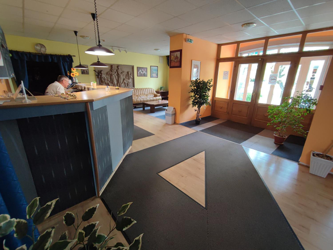 Public Area 2, Hotel Beke Sziget Komlo, Komlói