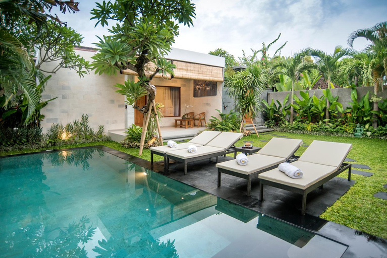 Swimming Pool 6
