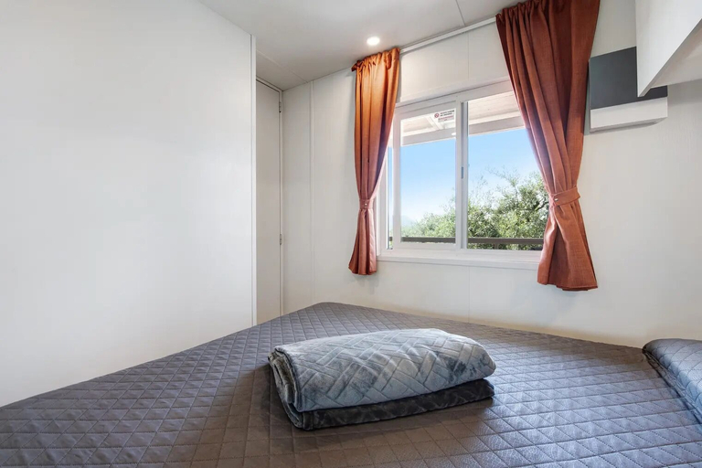 Bedroom 4, Camping Eurovil, Bergamo