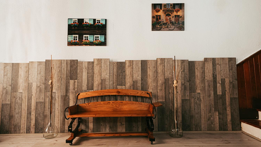 Public Area 2, Hostal La Premsa, Barcelona