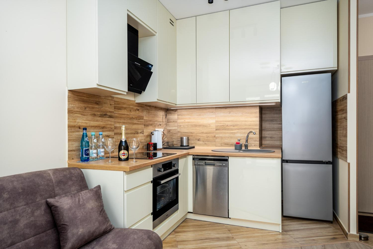 Others 5, Apartments 24h, Warsaw