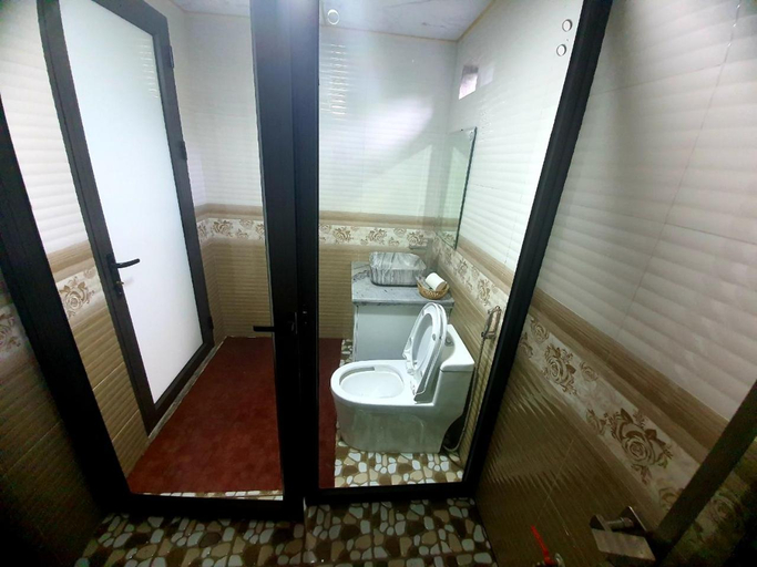 Bathroom 2, Ha Giang Loop Hostel & Tours, Hà Giang