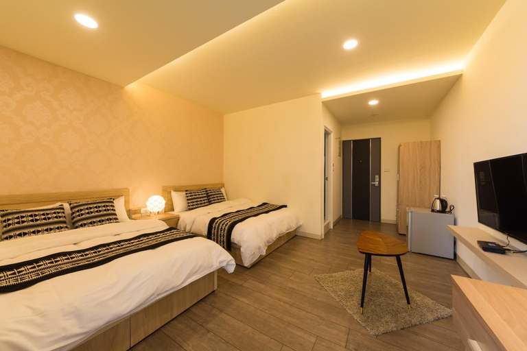 Others 5, Sweet Home, Tainan