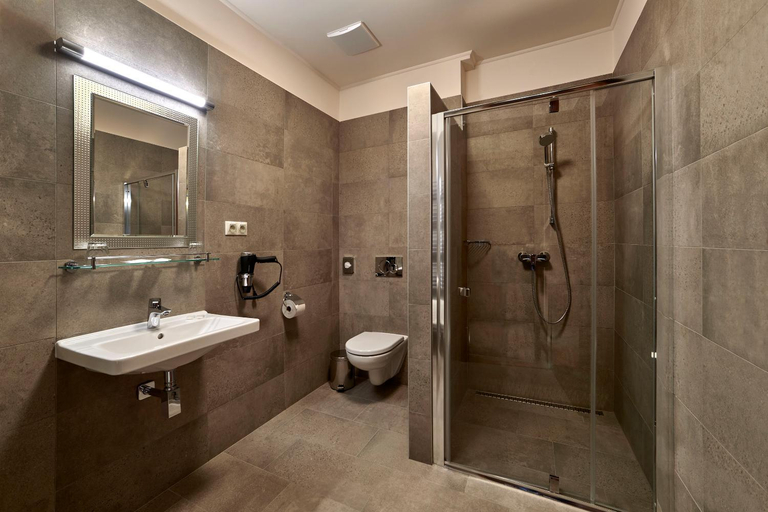 Bathroom 2, Penzion Skalica, Skalica