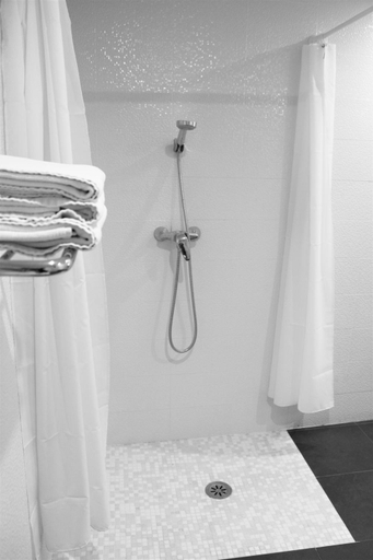 Bathroom 4, Hotel Marbel, Baleares